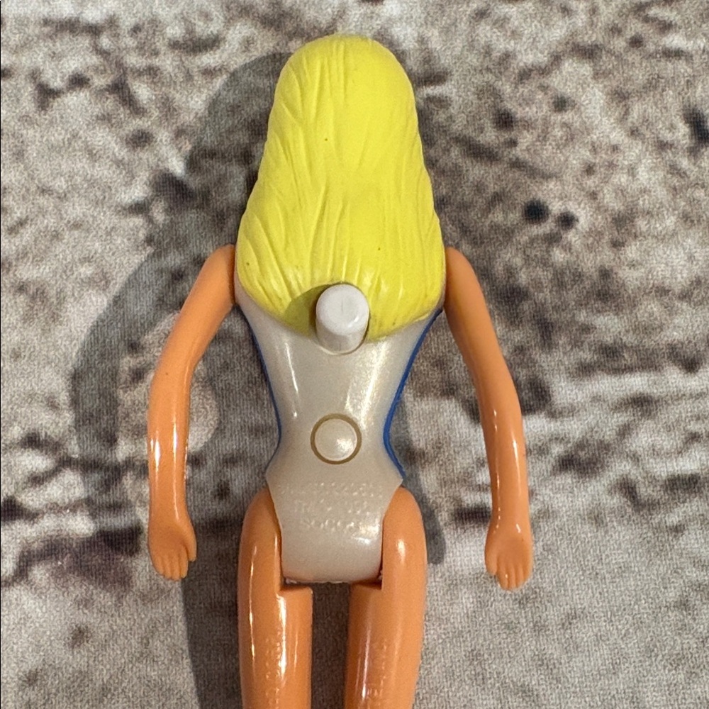 Sydney 2000 Olympics Barbie McDonalds Happy Meal Toy - Picture 7 of 14